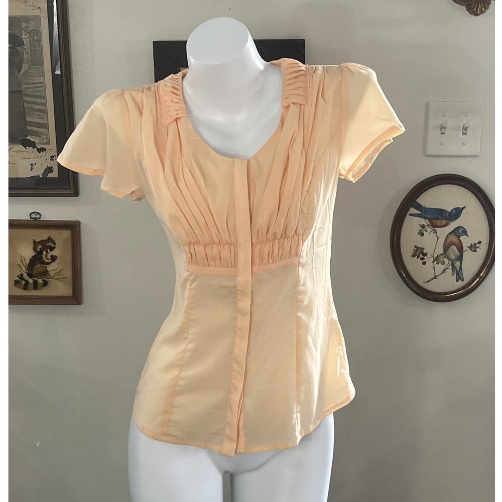 Vero Moda Peach Ruched Blouse Short Sleeve Size Medium NWT